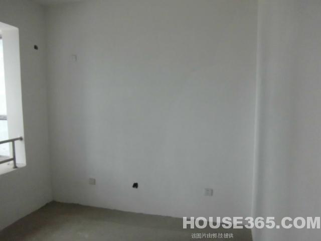 年租金15万 每年递增 20年内租金就可回本的超