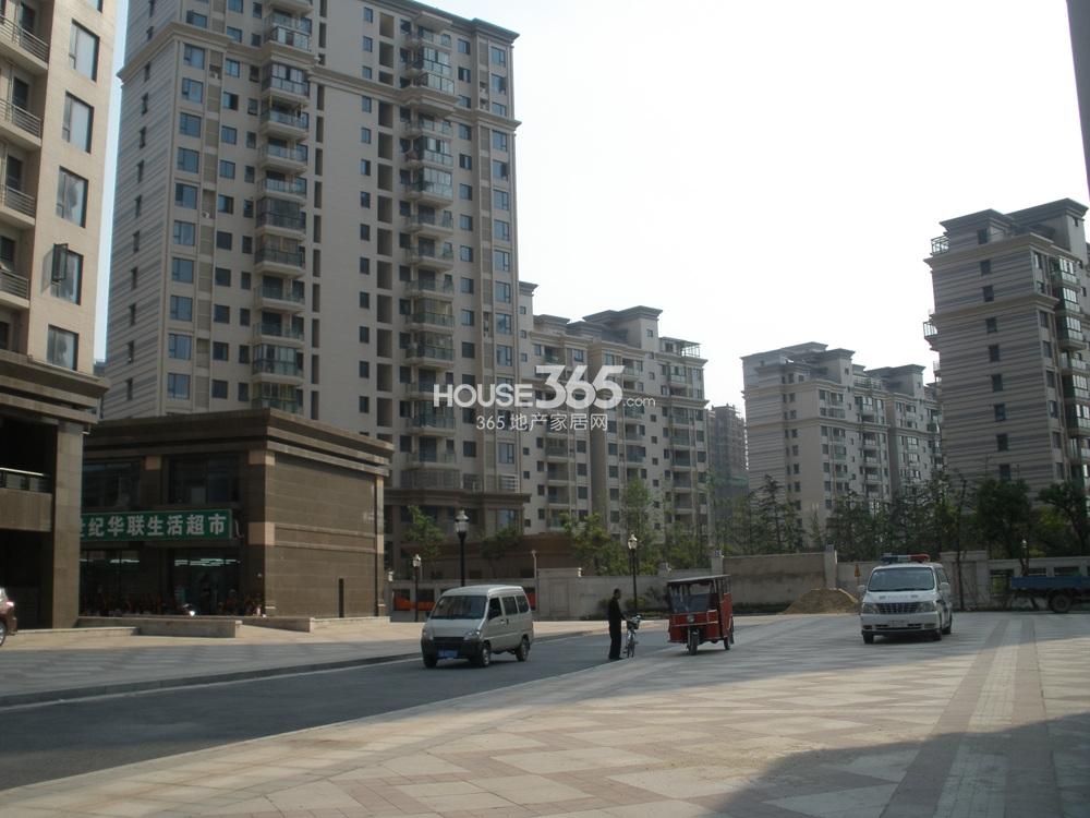 明发城市广场项目现场-南京365地产家居网